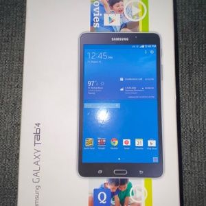 New Samnsung Galaxy Tab 4 Tablet
